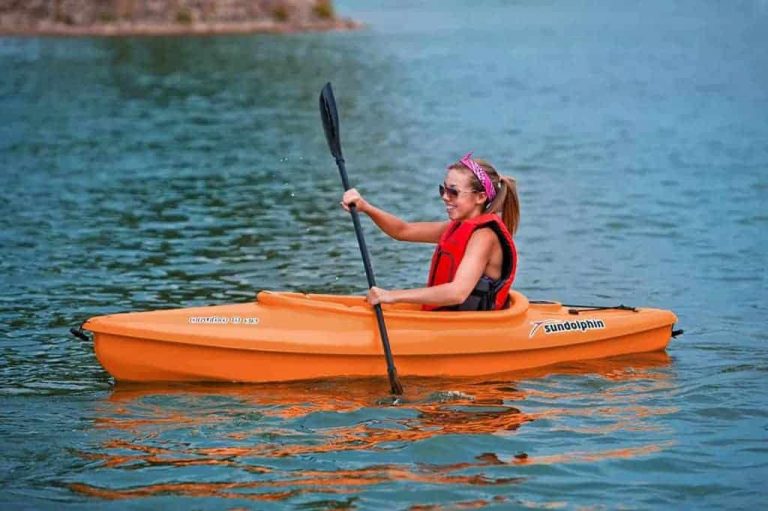 How To Surf Kayak?- Guide To Surf Kayaking For Adventure Seekers