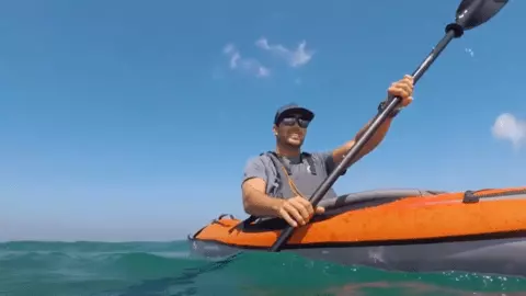 cons of inflatable kayaks
