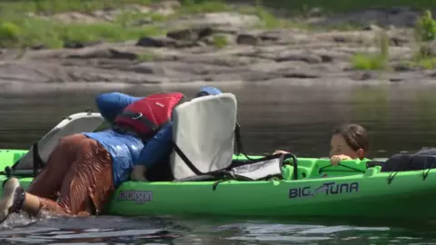 what is the weight limit on a tandem kayak
