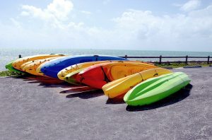 How to Choose the Best Recreational Kayak for Your Needs